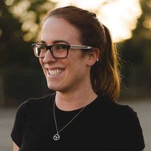 Meet your Posher, Lauren